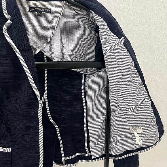 Brooks Brothers Women's Petite 12P Navy Blue With Striped Trim Blazer - Picture 3 of 7